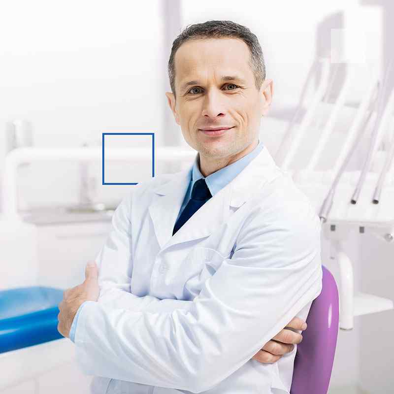 https://emergencydentistlittlerock.com/wp-content/uploads/2020/01/people-03.jpg